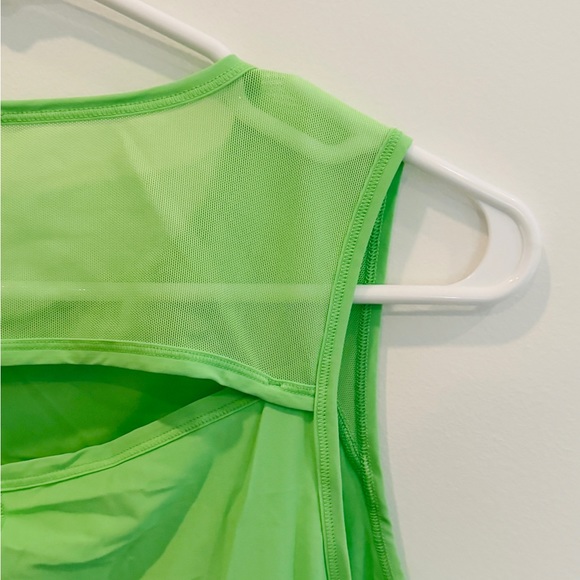Lululemon Sculpt Tank Top neon green sz 8 - Picture 3 of 5